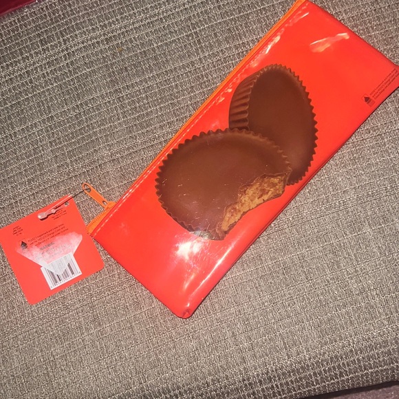 New with tag Reese’s zipper top bag pencil case | Make up | storage - Picture 2 of 7